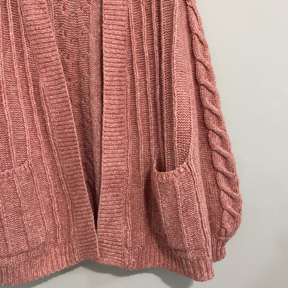🔴SOLD🔴 Madewell Pink Bubble Sleeve Cable Knit Cardigan Size Large - Picture 3 of 5